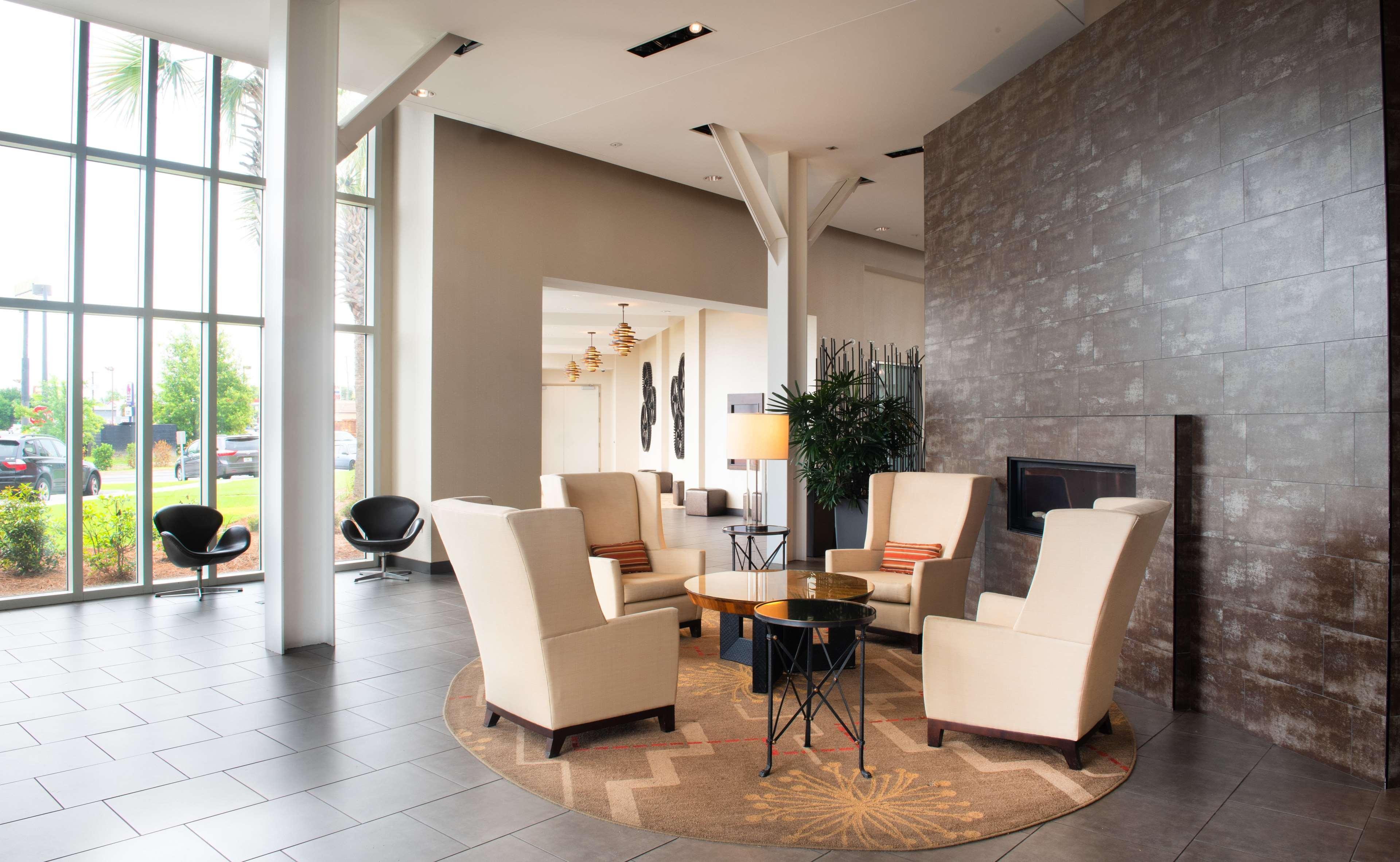 Doubletree Hotel & Suites Charleston Airport Норт Чарлстън Екстериор снимка