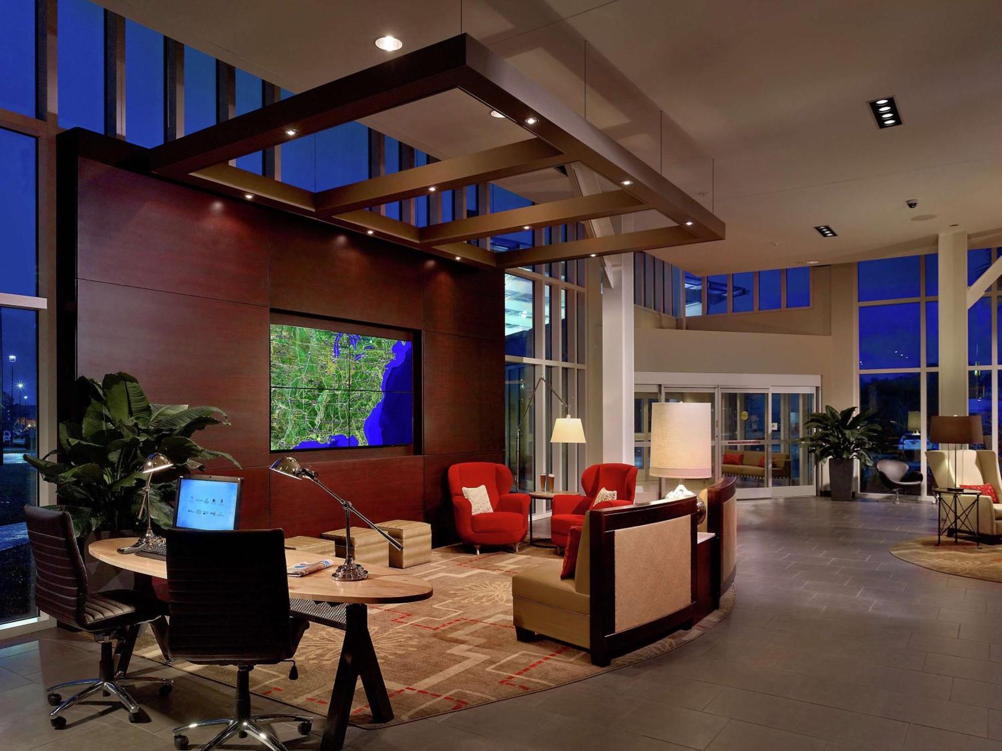 Doubletree Hotel & Suites Charleston Airport Норт Чарлстън Екстериор снимка